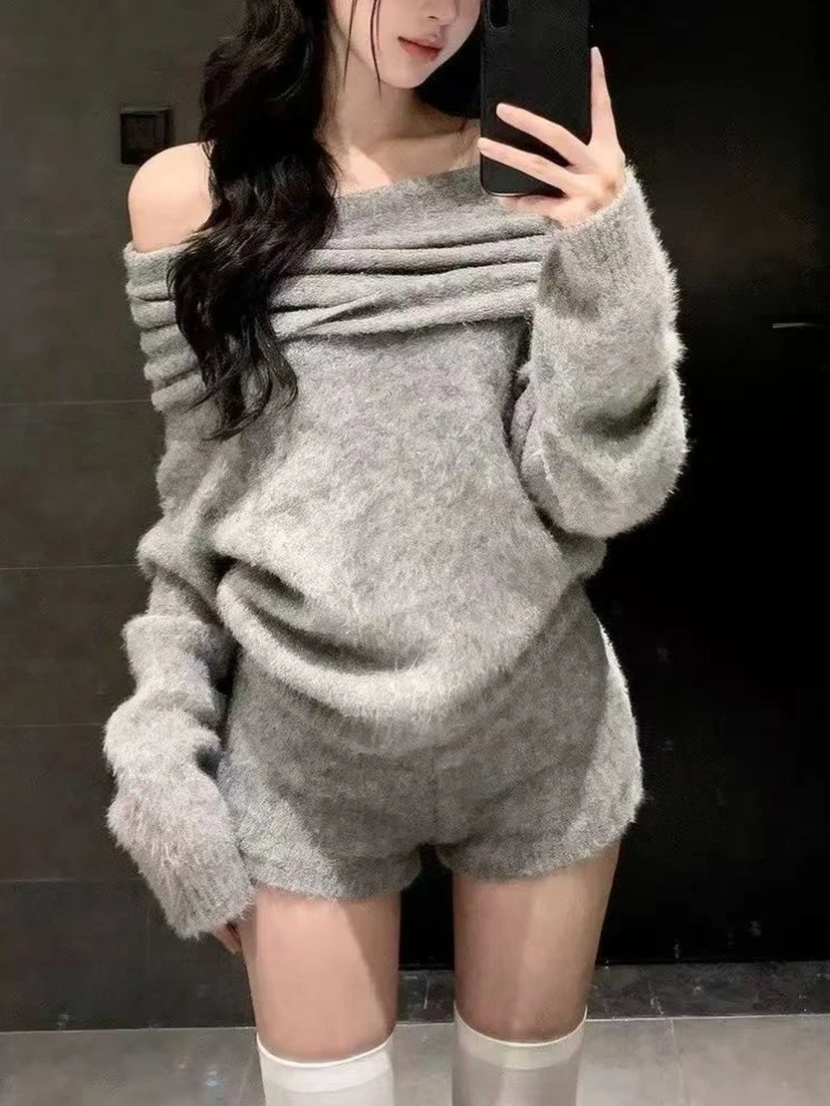 Корейский шикарный комплект из двух предметов в стиле Pure Desire, мягкий свитер с открытыми плечами + короткие комплекты Y2k, женские осенние элегантные модные наряды 2023 г.
Корейский шикарный комплект из двух предметов в стиле Pure Desire, мягкий свитер с открытыми плечами + короткие комплекты Y2k, женские осенние элегантные модные наряды 2023 г.