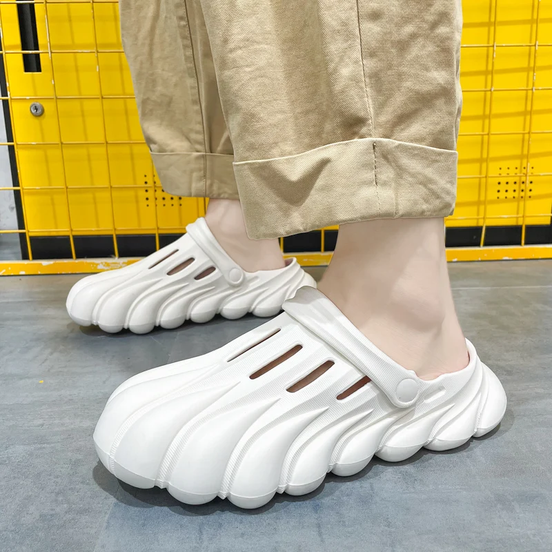 Pallene Summer Trendy Men's Slippers Lightweight Hole Shoes Outdoor Flat Sandals EVA Beach Cloud Slippers Home Bathroom Slides
Pallene Summer Trendy Men's Slippers Lightweight Hole Shoes Outdoor Flat Sandals EVA Beach Cloud Slippers Home Bathroom Slides