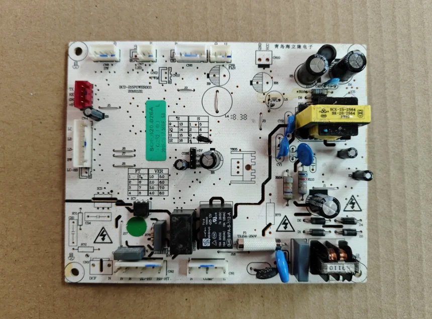 BCD-215POWER003 test ok circuit board motherboard
BCD-215POWER003 test ok circuit board motherboard