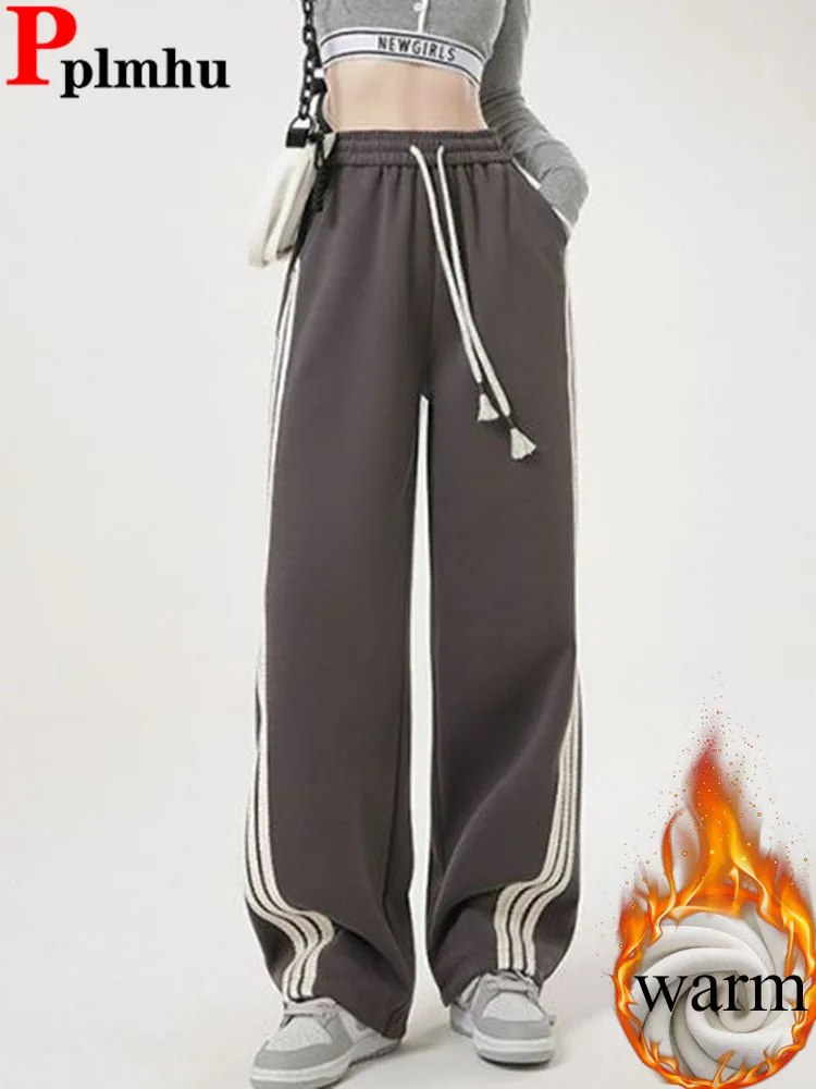 Korean Fashion Loose Thicken Straight Pants Winter Warm Elastic High Waist Velvet Lined Wide Leg Pantalones Women Casual Calca
Korean Fashion Loose Thicken Straight Pants Winter Warm Elastic High Waist Velvet Lined Wide Leg Pantalones Women Casual Calca