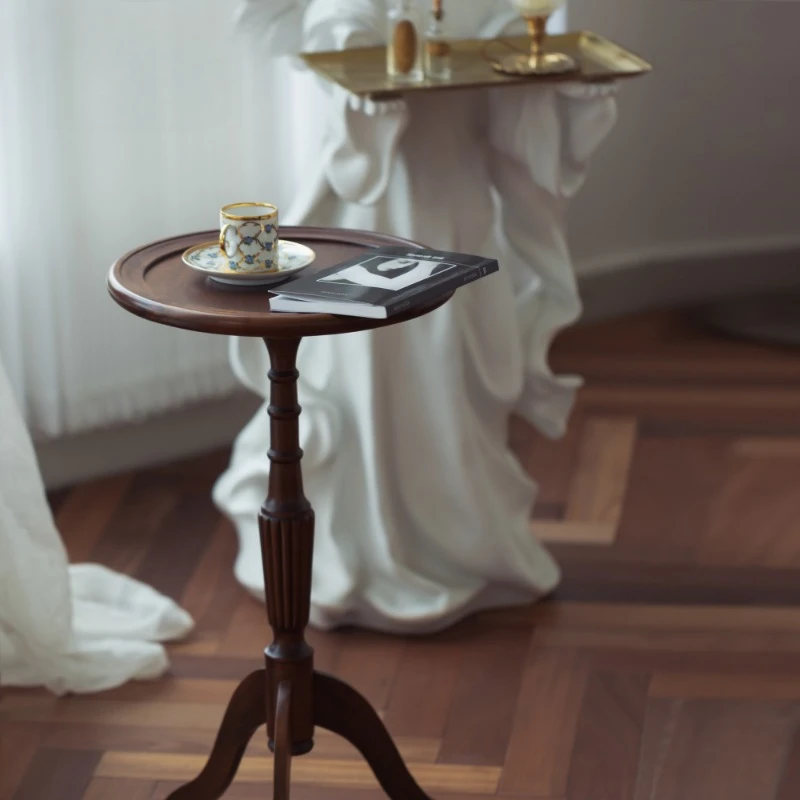 American retro solid wood round table small coffee table small apartment sofa triangular edge living room bedroom simple flower
American retro solid wood round table small coffee table small apartment sofa triangular edge living room bedroom simple flower