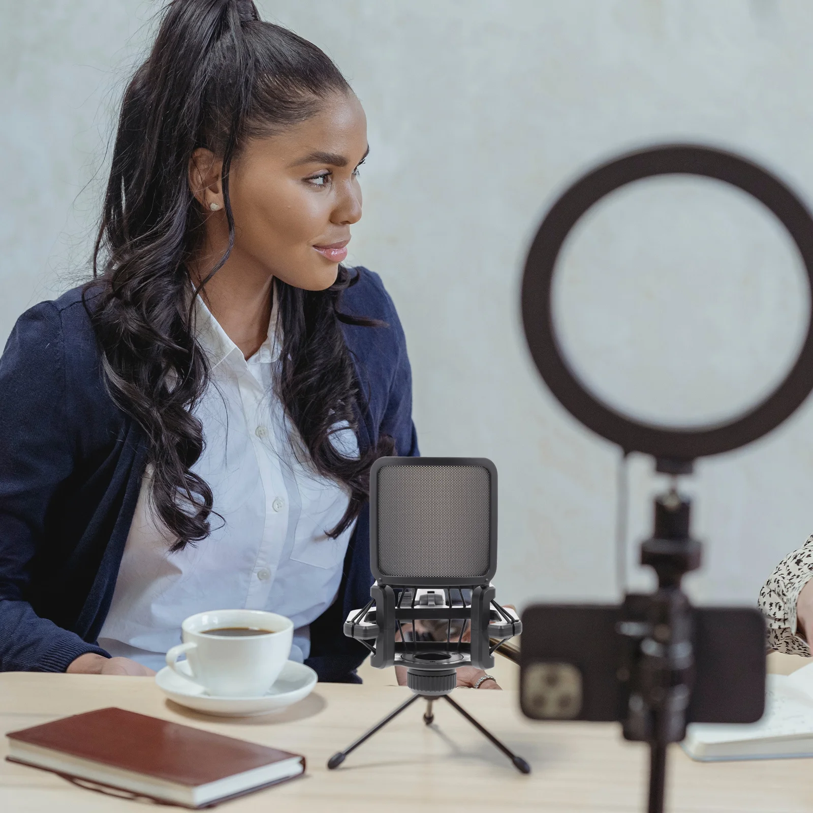 1Pcs Adjustable Microphone Stand Quakeproof Mic Support Black for Live Broadcast Recording Conference Use Mic Holder Rack
1Pcs Adjustable Microphone Stand Quakeproof Mic Support Black for Live Broadcast Recording Conference Use Mic Holder Rack