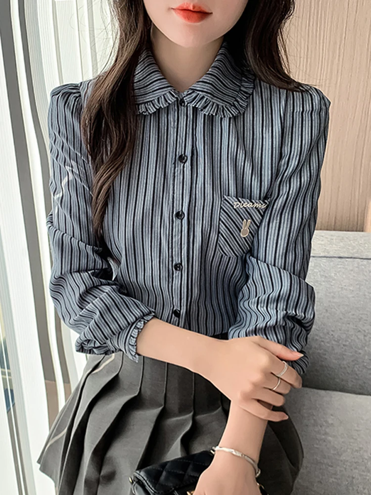 Cotton Striped irt Women's Spring New Single Button Long Sve Doll Collar Loose Fit Korean Sle Office Wear irt
Cotton Striped irt Women's Spring New Single Button Long Sve Doll Collar Loose Fit Korean Sle Office Wear irt