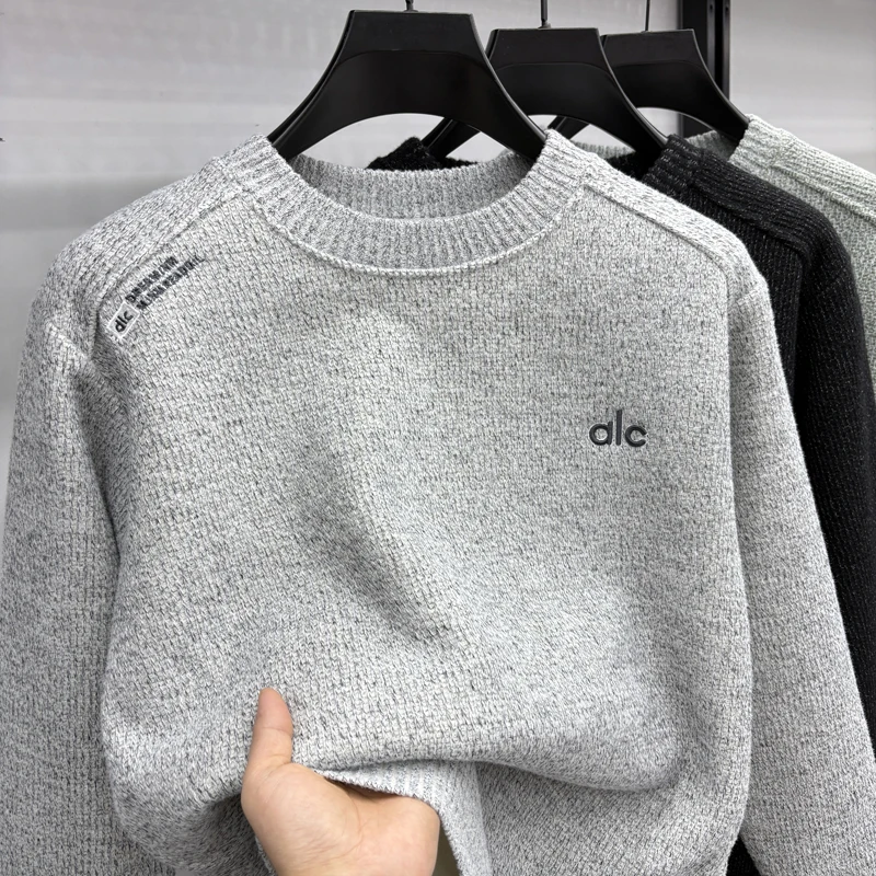 2025 New Winter Plush Thick Men's Sweater Round Neck Warm Base Sweater Youth Trend Knitted Top
2025 New Winter Plush Thick Men's Sweater Round Neck Warm Base Sweater Youth Trend Knitted Top