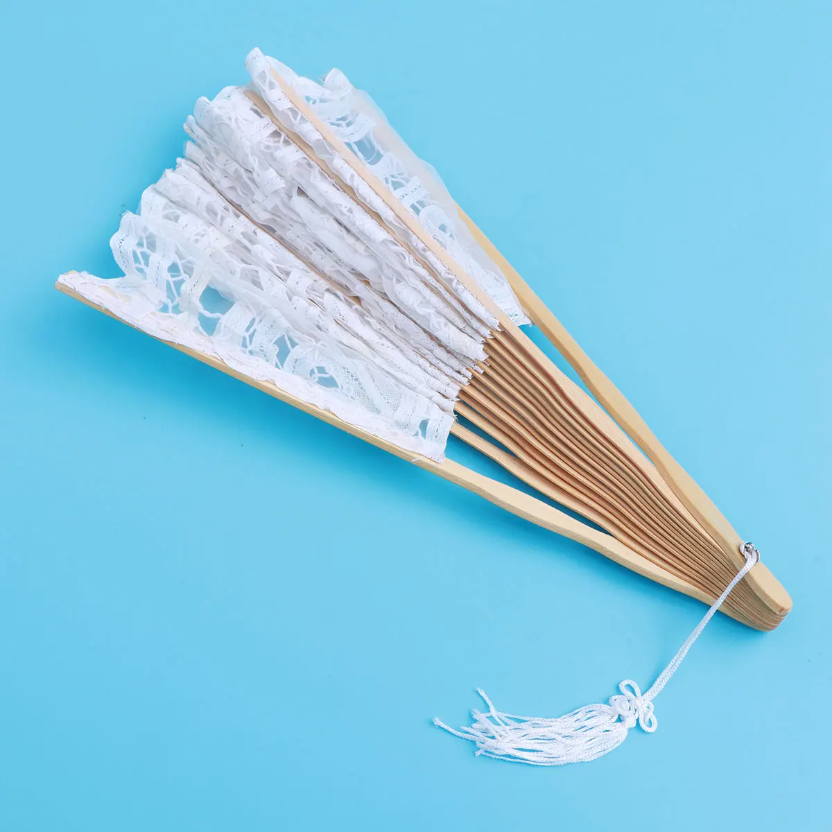 Palace Fan Bamboo Bone Handheld Chinese Style Bride White Portable Fans Women Round Miss Decorative
Palace Fan Bamboo Bone Handheld Chinese Style Bride White Portable Fans Women Round Miss Decorative