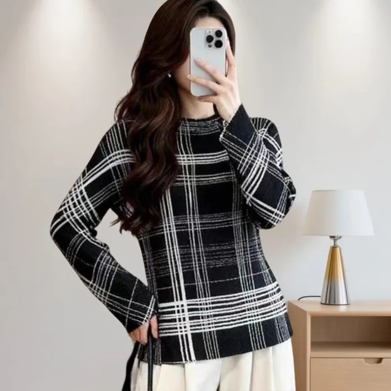 Miyake Pleated 2025 Fall Winter New Women Tops Plaid Fashion Long-sleeved Bottoming Shirt Temperament Stretch T-shirt Clothing
Miyake Pleated 2025 Fall Winter New Women Tops Plaid Fashion Long-sleeved Bottoming Shirt Temperament Stretch T-shirt Clothing