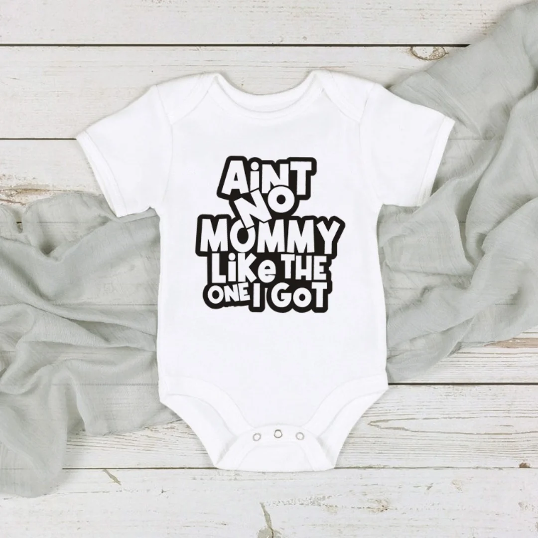 Ain't No Mommy Like The One I Got Print Newborn Bodysuit Toddler Short Sleeve Jumpsuit Clothes Cotton Baby Girl Boy Rompers
Ain't No Mommy Like The One I Got Print Newborn Bodysuit Toddler Short Sleeve Jumpsuit Clothes Cotton Baby Girl Boy Rompers