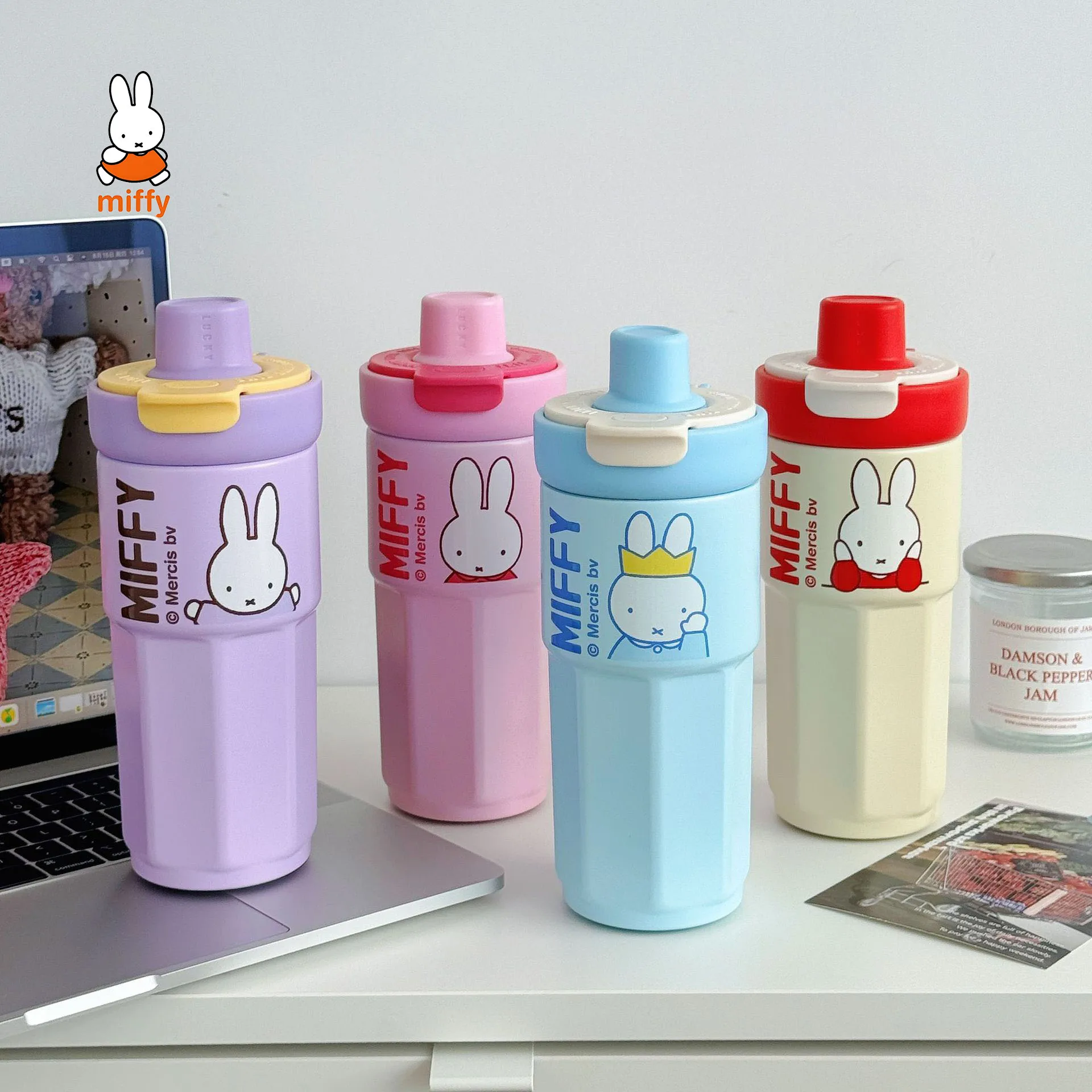 500 мл Miffy Kawaii мультфильм термос из нержавеющей стали милый аниме кролик портативная дорожная чашка милая большая емкость чашка для воды
500 мл Miffy Kawaii мультфильм термос из нержавеющей стали милый аниме кролик портативная дорожная чашка милая большая емкость чашка для воды