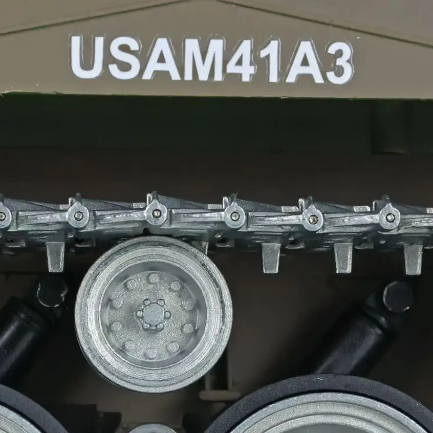 US Stock HENG LONG RC Tank 1/16 7.0 Customized Walker Bulldog RTR RC Tank 3839 Full Metal Tracks Wheels Smoke Unit Airsoft Toy
US Stock HENG LONG RC Tank 1/16 7.0 Customized Walker Bulldog RTR RC Tank 3839 Full Metal Tracks Wheels Smoke Unit Airsoft Toy