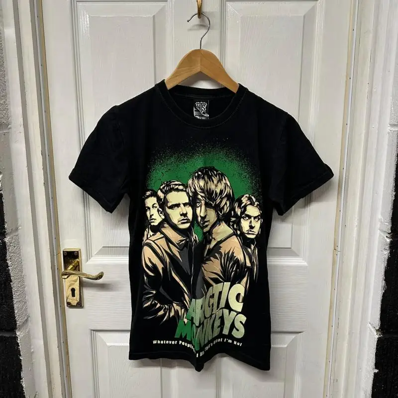 Arctic Monkeys Band Black T Shirt Size Small | 2006 Rock Music Album S Vtg Rare
Arctic Monkeys Band Black T Shirt Size Small | 2006 Rock Music Album S Vtg Rare