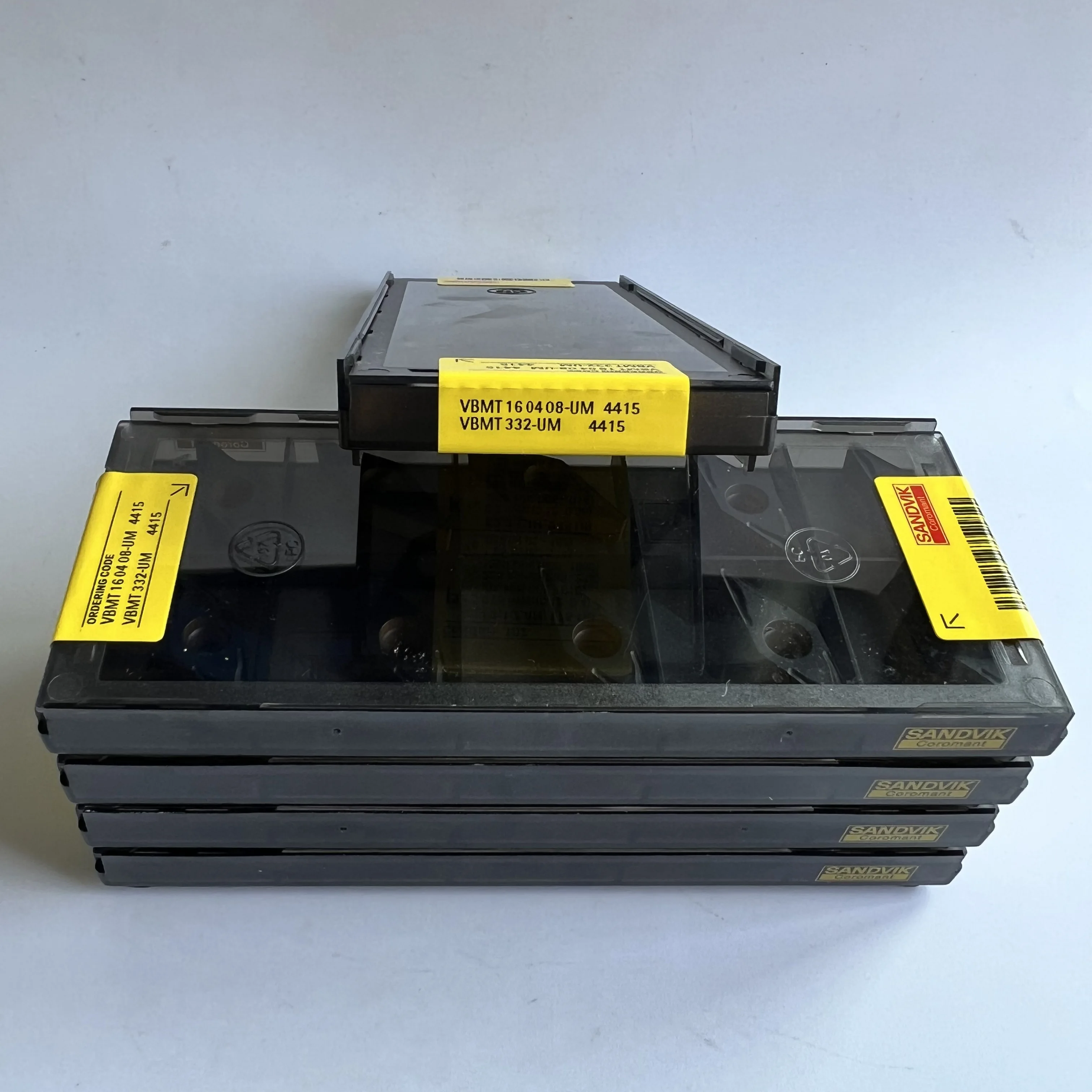 VBMT160408-UM 4415 CNC BLADE
VBMT160408-UM 4415 CNC BLADE