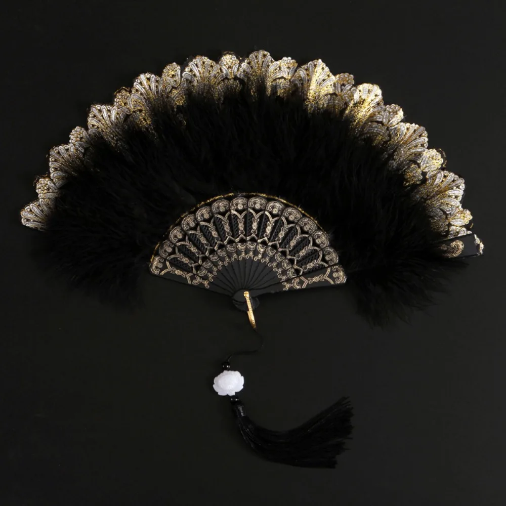 Складной веер в китайском древнем стиле, двусторонний, винтажный, ретро, классический, меховой, для женщин, для показов мод
Складной веер в китайском древнем стиле, двусторонний, винтажный, ретро, классический, меховой, для женщин, для показов мод