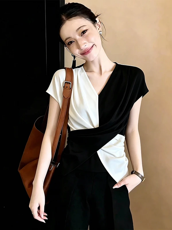 Fashionable V-neck Cross Waist Shirt Women's Casual Style High-quality Large Size Light Maturity Trend Setting Top
Fashionable V-neck Cross Waist Shirt Women's Casual Style High-quality Large Size Light Maturity Trend Setting Top