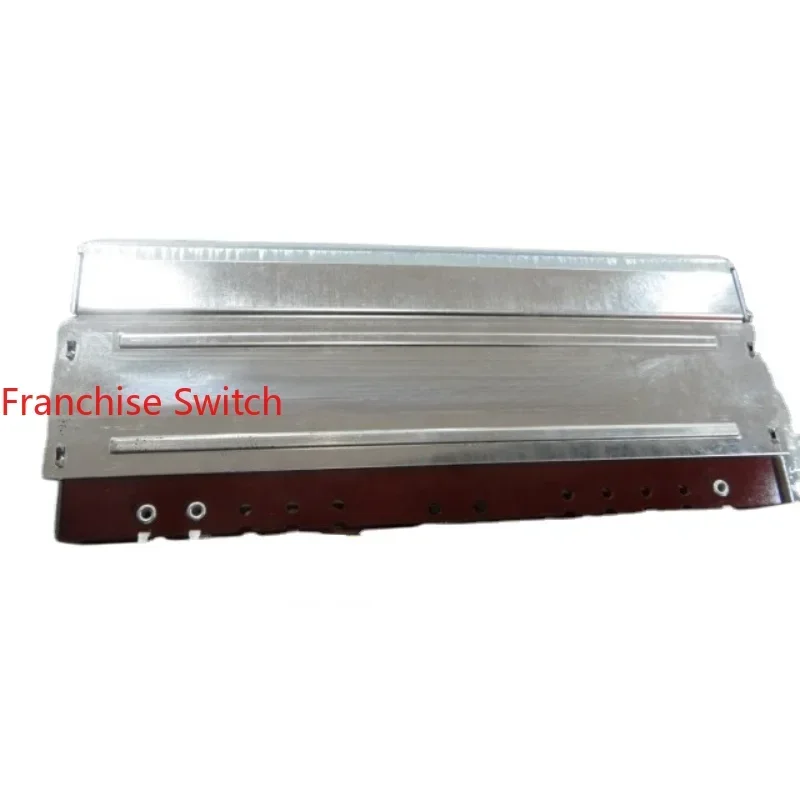 Imported 911M-10KB Fever-grade Single-link Potentiometer With Track Straight Sliding Pusher 12.8cm.
Imported 911M-10KB Fever-grade Single-link Potentiometer With Track Straight Sliding Pusher 12.8cm.