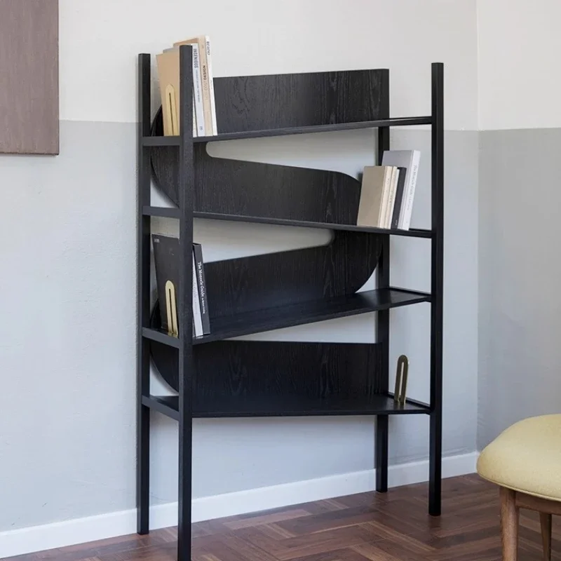 Bookshelf floor-to-ceiling shelf integrated against the wall Solid wood layered baffle against the wall Small apartment
Bookshelf floor-to-ceiling shelf integrated against the wall Solid wood layered baffle against the wall Small apartment