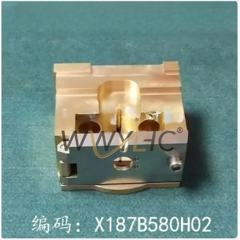 1pc M856 X187B580H02 UpperMachine Head Copper Base for EDM FA
1pc M856 X187B580H02 UpperMachine Head Copper Base for EDM FA