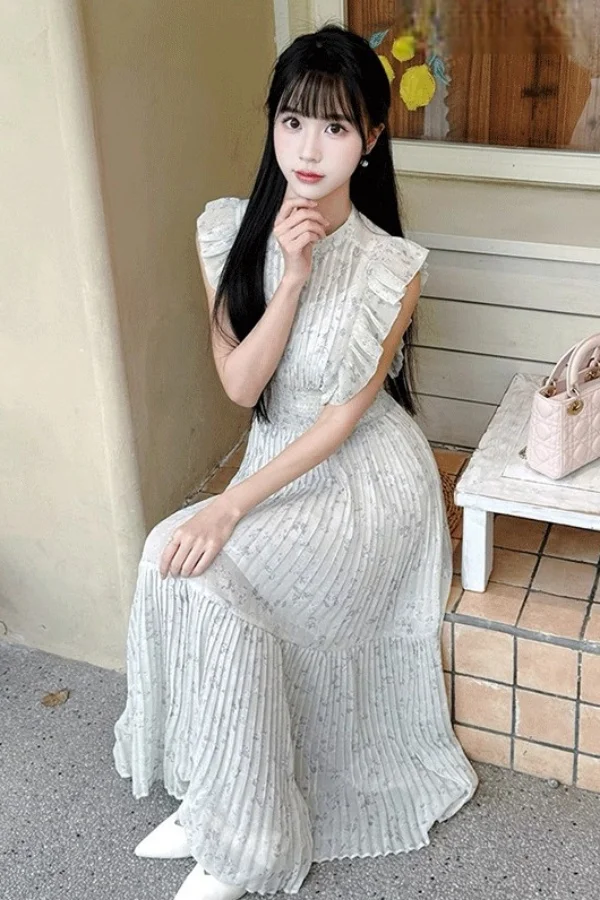2025 Japanese Tea Dress Chiffon Floral Print Ruffled Sleeves Dress Women's Summer O-neck Waist Slim Long A-line Pleated Dresses
2025 Japanese Tea Dress Chiffon Floral Print Ruffled Sleeves Dress Women's Summer O-neck Waist Slim Long A-line Pleated Dresses