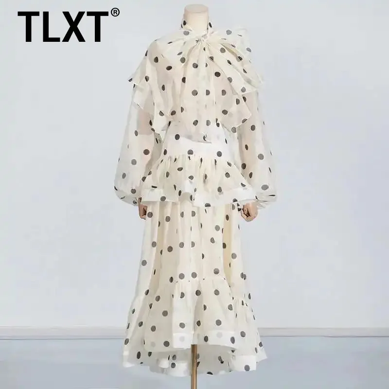 TLXT Elegant 2 Piece Set For Women Ruffles Design Gathered Waist Tops+high Waist A-line Skirts Female Fashion Clothing 2025 New
TLXT Elegant 2 Piece Set For Women Ruffles Design Gathered Waist Tops+high Waist A-line Skirts Female Fashion Clothing 2025 New