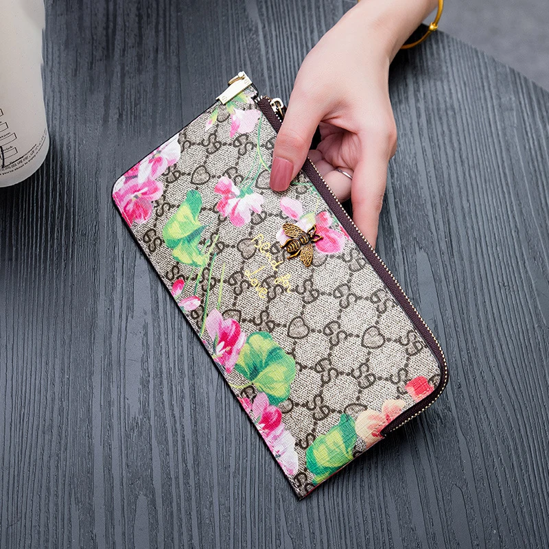 New Genuine Leather Wallet for Women Purse with Zipper for Lady Fashion Credit Cards Organizer Card Holder Phone Case
New Genuine Leather Wallet for Women Purse with Zipper for Lady Fashion Credit Cards Organizer Card Holder Phone Case