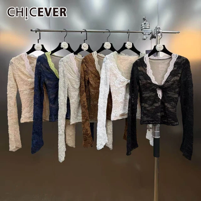 CHICEVER Solid Spliced Lace Chic T Shirt Female V Neck Long Sleeve Sliming Sexy Streetwear Women's T Shirts Autumn Fashion New
CHICEVER Solid Spliced Lace Chic T Shirt Female V Neck Long Sleeve Sliming Sexy Streetwear Women's T Shirts Autumn Fashion New