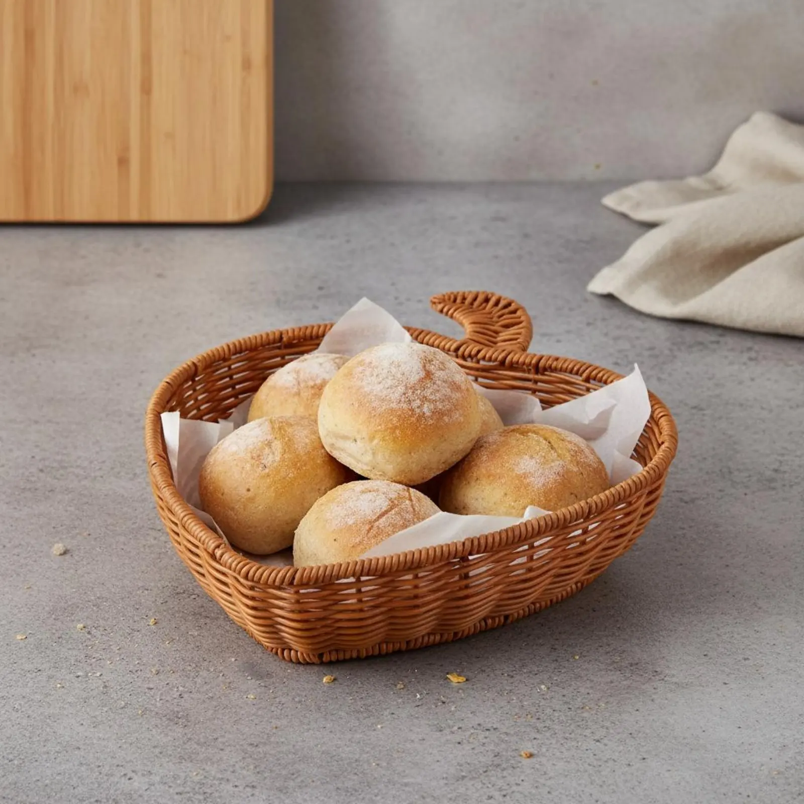 Fruit Shaped Woven Basket Handmade Look Imitation Rattan Snack Basket Plastic Wicker Serving Tray Multi-Functional for Kitchen
Fruit Shaped Woven Basket Handmade Look Imitation Rattan Snack Basket Plastic Wicker Serving Tray Multi-Functional for Kitchen
