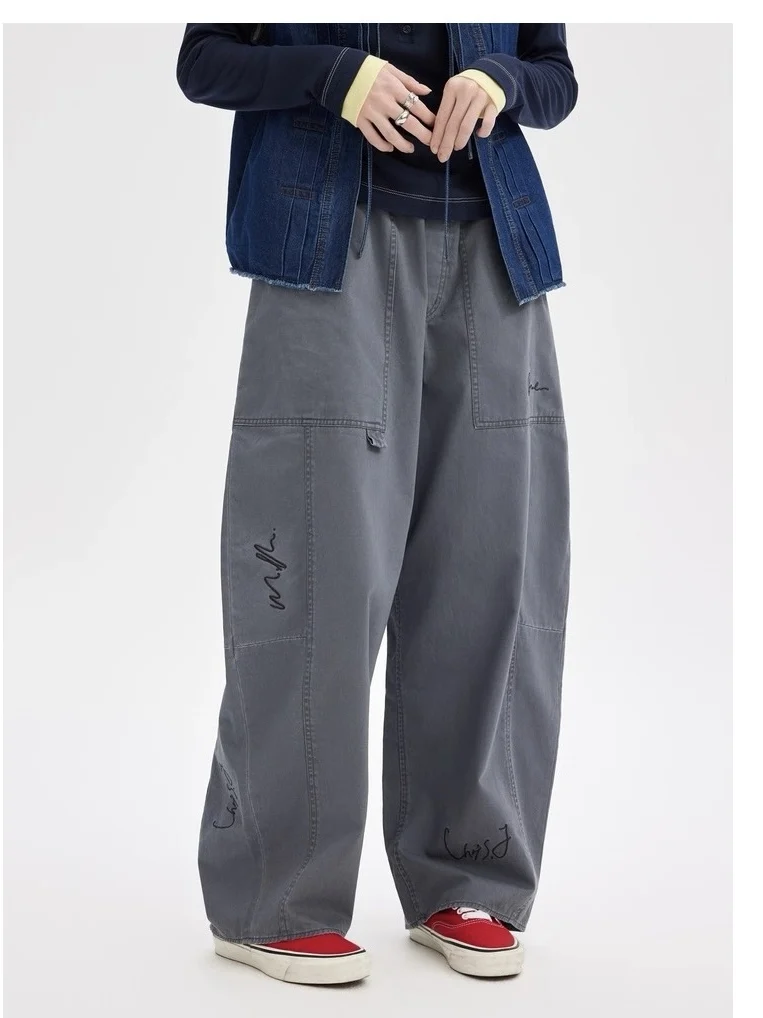 Japanese Style Casual Cotton Wide Leg Workwear Pants Embroidered Star Knot Loose Straight Cut Trousers for Women
Japanese Style Casual Cotton Wide Leg Workwear Pants Embroidered Star Knot Loose Straight Cut Trousers for Women