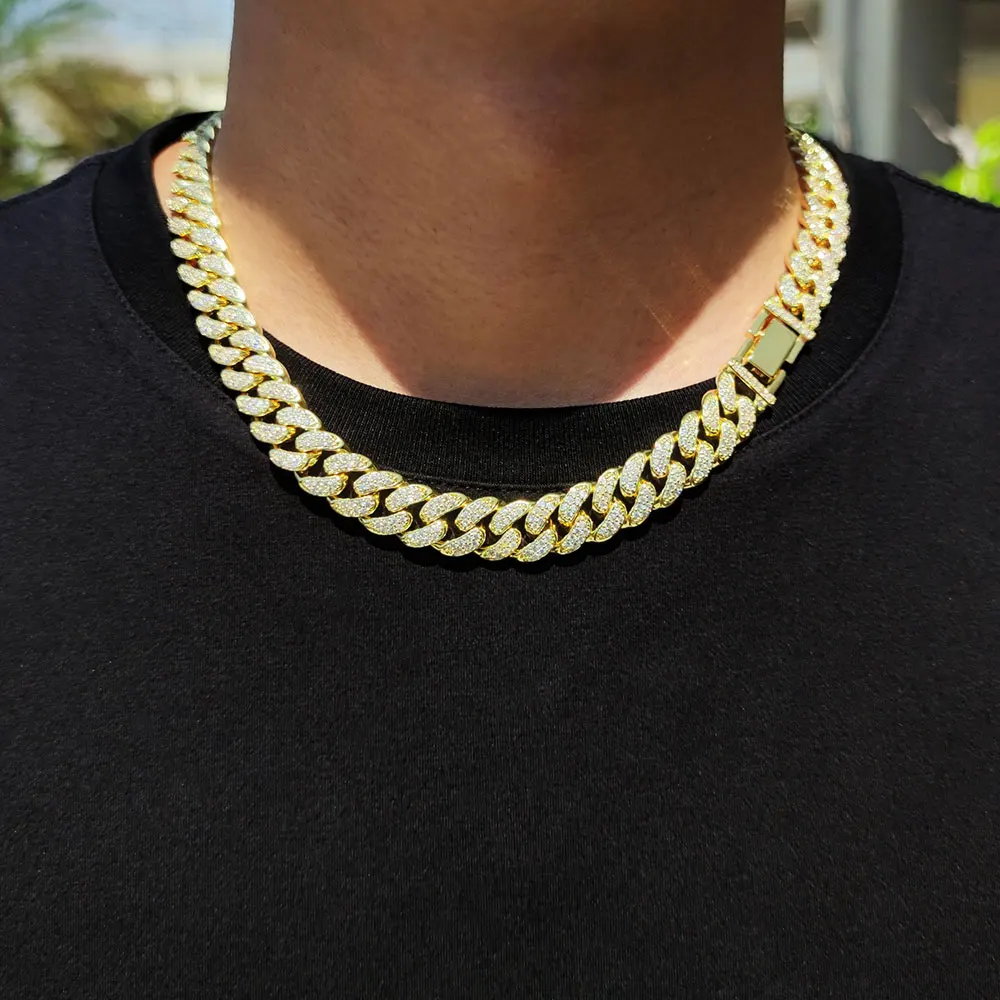 NY Hip-Hop Hot Selling 12MM Wide Inlay 5A Zircon Cuban Necklace Bracelet Gold-Plated Boutique Couple Style
NY Hip-Hop Hot Selling 12MM Wide Inlay 5A Zircon Cuban Necklace Bracelet Gold-Plated Boutique Couple Style