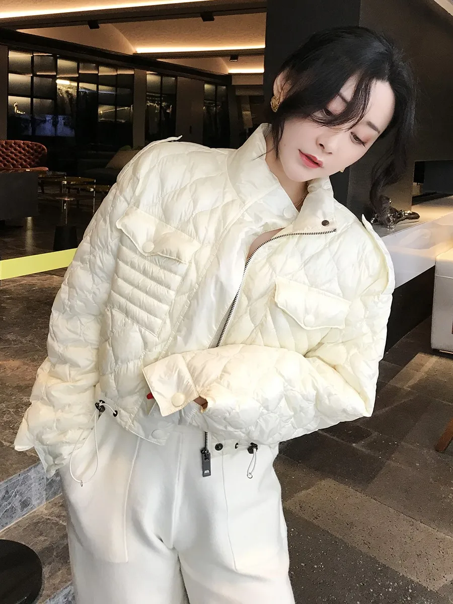 Fall Winter New Sle High End Versatile Slimming White Goose down Jaet Women Ultra Soft oulder Drop Faionable ort Qu...
Fall Winter New Sle High End Versatile Slimming White Goose down Jaet Women Ultra Soft oulder Drop Faionable ort Qu...