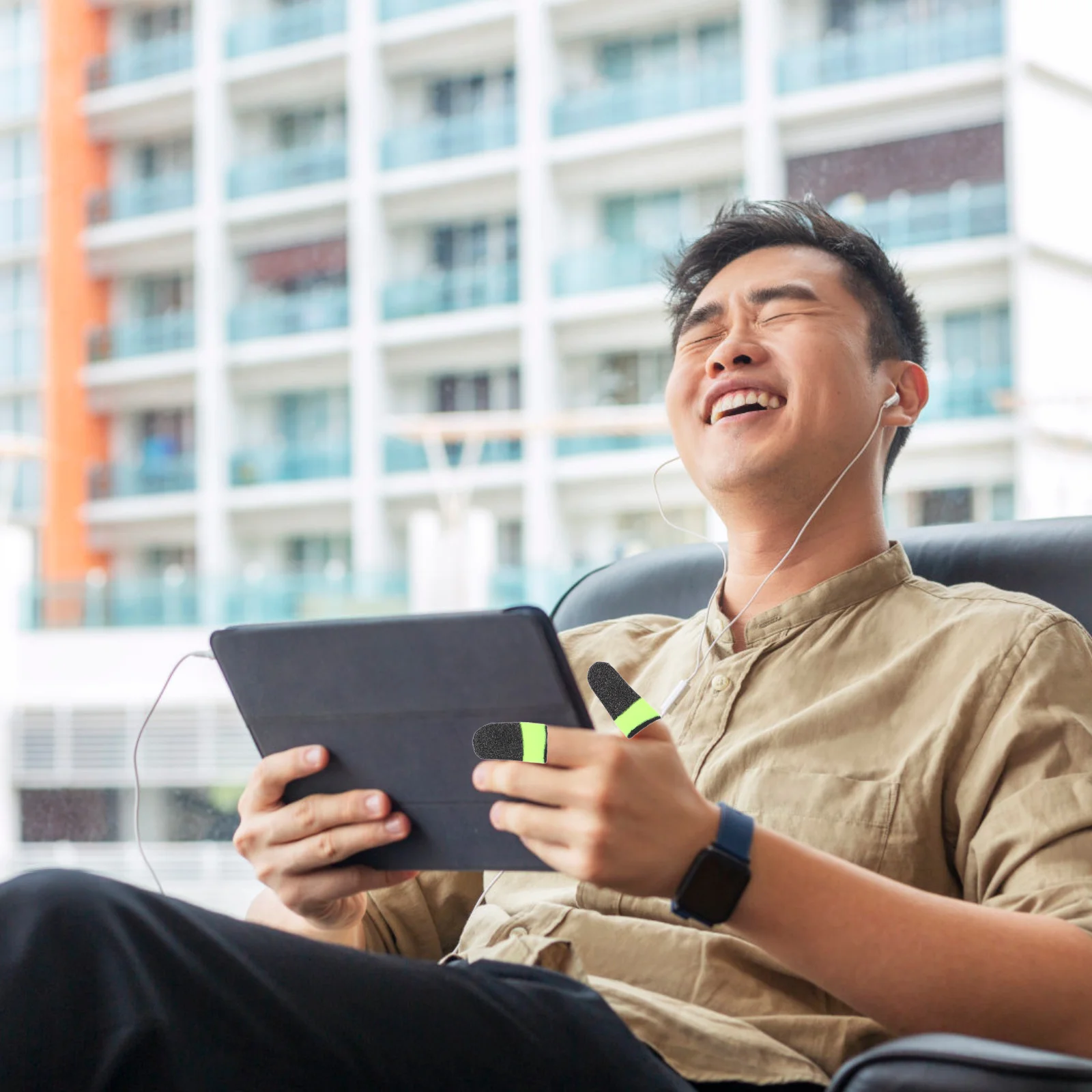 4Pairs Gaming Finger Cover Advanced Material Sweat-Resistant Breathable Non-Slip Sleeve for Touchscreen Game Playing Smooth
4Pairs Gaming Finger Cover Advanced Material Sweat-Resistant Breathable Non-Slip Sleeve for Touchscreen Game Playing Smooth