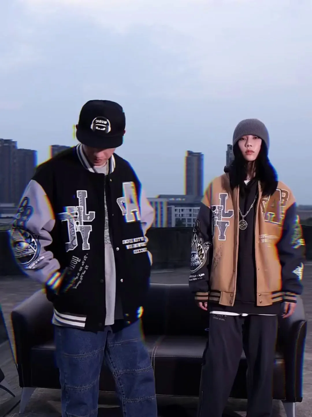 Plus size Korean fashion fashion trend Sweatshirt men's and women's 2022 spring and autumn new zipper top casual jacket
Plus size Korean fashion fashion trend Sweatshirt men's and women's 2022 spring and autumn new zipper top casual jacket