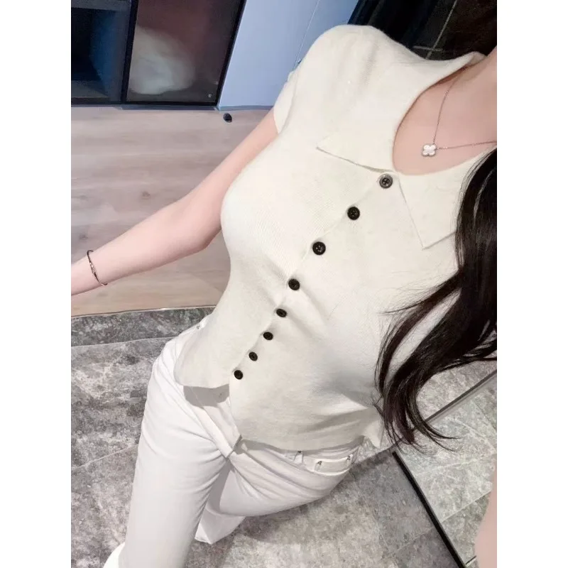 Elegant Lapel Polo Knit Top Women Waist Ruched Slim Fit Short Sleeve Versatile Spring Summer T-shirt
Elegant Lapel Polo Knit Top Women Waist Ruched Slim Fit Short Sleeve Versatile Spring Summer T-shirt