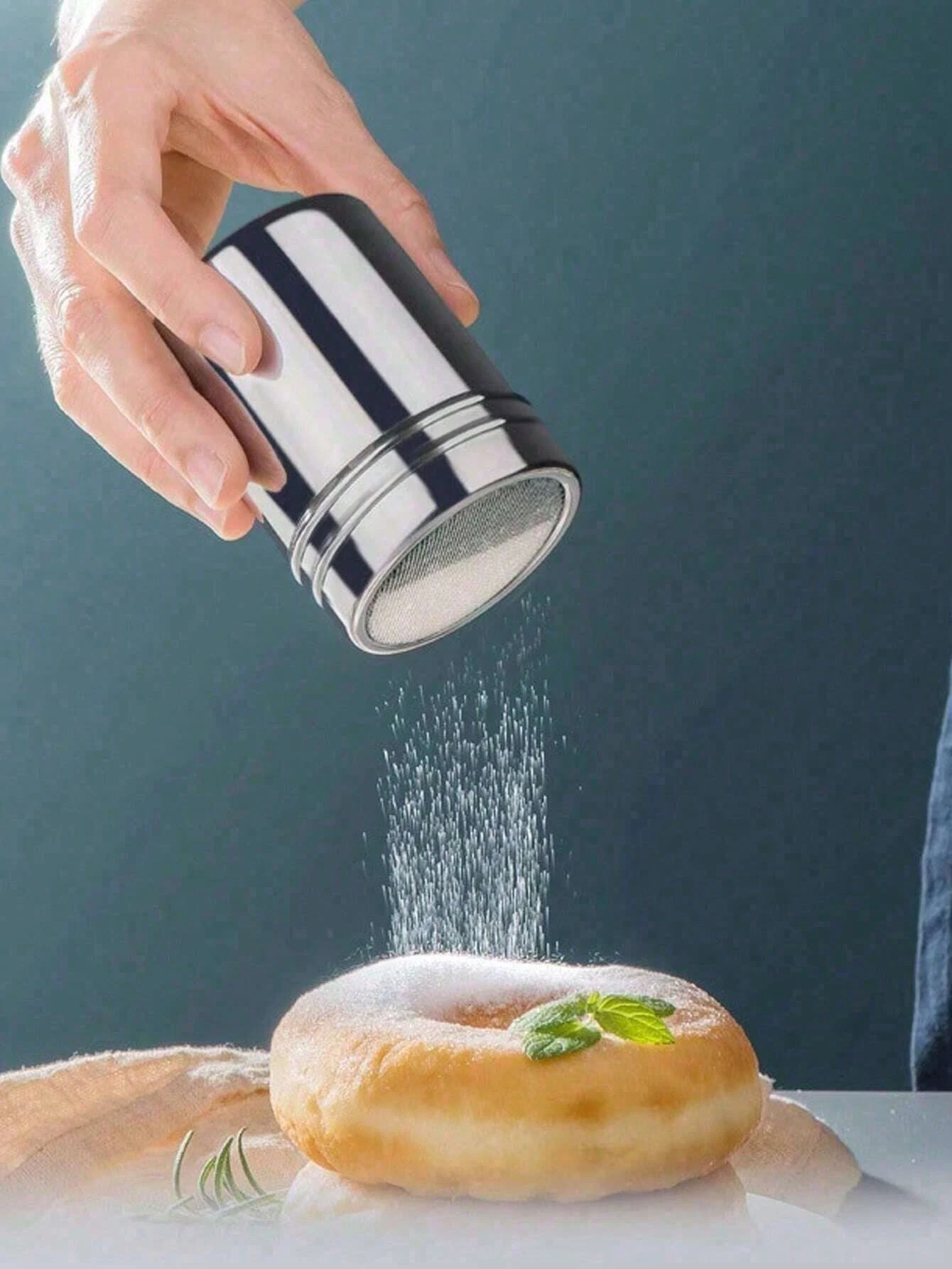 Stainless Steel Fine Mesh Powder Shaker for Matcha Coffee Cocoa Flour Icing Sugar Sifter Duster Home Baking Kitchen Tool
Stainless Steel Fine Mesh Powder Shaker for Matcha Coffee Cocoa Flour Icing Sugar Sifter Duster Home Baking Kitchen Tool