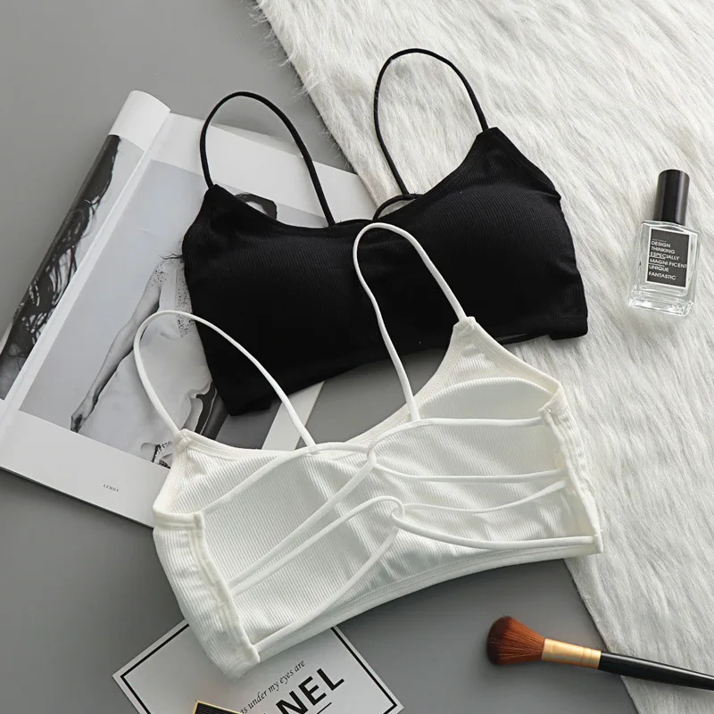 Женский купальник в европейском и американском стиле, с завязками на груди, черно-белый, на бретелях, с перекрестной спинкой, красивая спинка, без подкладки.
Женский купальник в европейском и американском стиле, с завязками на груди, черно-белый, на бретелях, с перекрестной спинкой, красивая спинка, без подкладки.