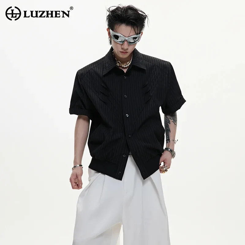 LUZHEN Original Stripe Embroidery Patchwork Design Short Sleeve Shirts Men's 2025 Summer Shoulder Pad Street Casual Tops JY1990
LUZHEN Original Stripe Embroidery Patchwork Design Short Sleeve Shirts Men's 2025 Summer Shoulder Pad Street Casual Tops JY1990