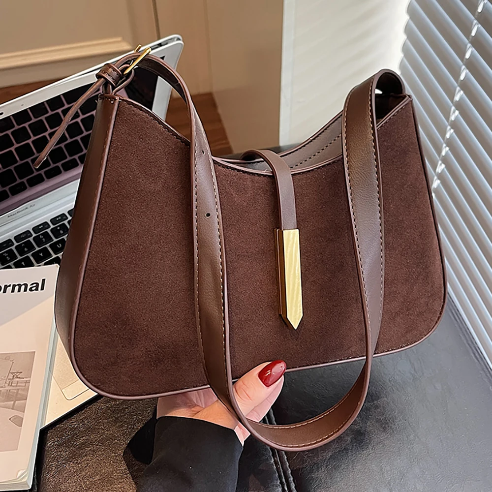 Luxury Women Underarm Bag 2025 New Trendy Frosted Faux Suede Leather Shoulder Bags Versatile Retro Designer Commuting Handbag
Luxury Women Underarm Bag 2025 New Trendy Frosted Faux Suede Leather Shoulder Bags Versatile Retro Designer Commuting Handbag