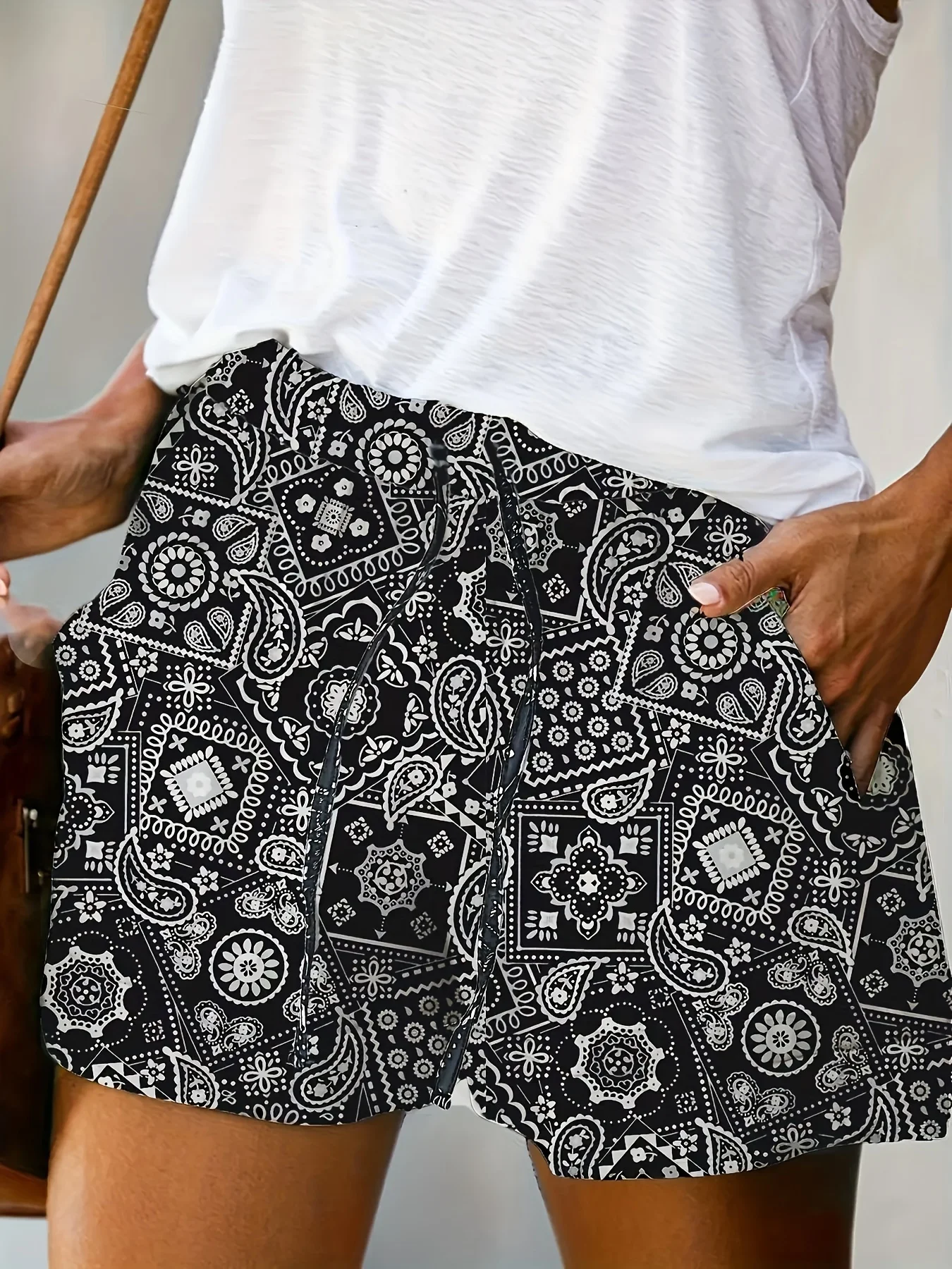 Women's Trendy Retro-Style Geometric Print Shorts
Women's Trendy Retro-Style Geometric Print Shorts