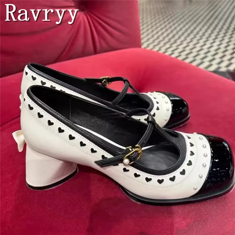 Женские туфли Мэри Джейн с квадратным носком, жемчугом и бантом-бабочкой, весенняя новинка, черно-белые, разноцветные, с Т-образным ремешком, на толстом каблуке
Женские туфли Мэри Джейн с квадратным носком, жемчугом и бантом-бабочкой, весенняя новинка, черно-белые, разноцветные, с Т-образным ремешком, на толстом каблуке