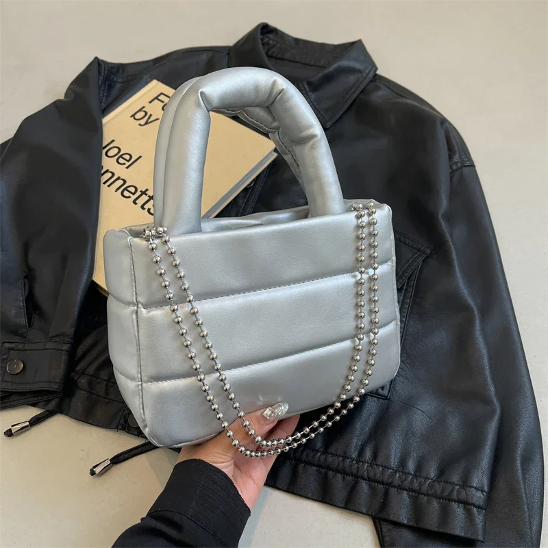Purple Padded Handbags Designer Quilted Women Shoulder Bags Luxury Nylon Down Cotton Small Crossbody Bag Winter Tote Purse 2025
Purple Padded Handbags Designer Quilted Women Shoulder Bags Luxury Nylon Down Cotton Small Crossbody Bag Winter Tote Purse 2025