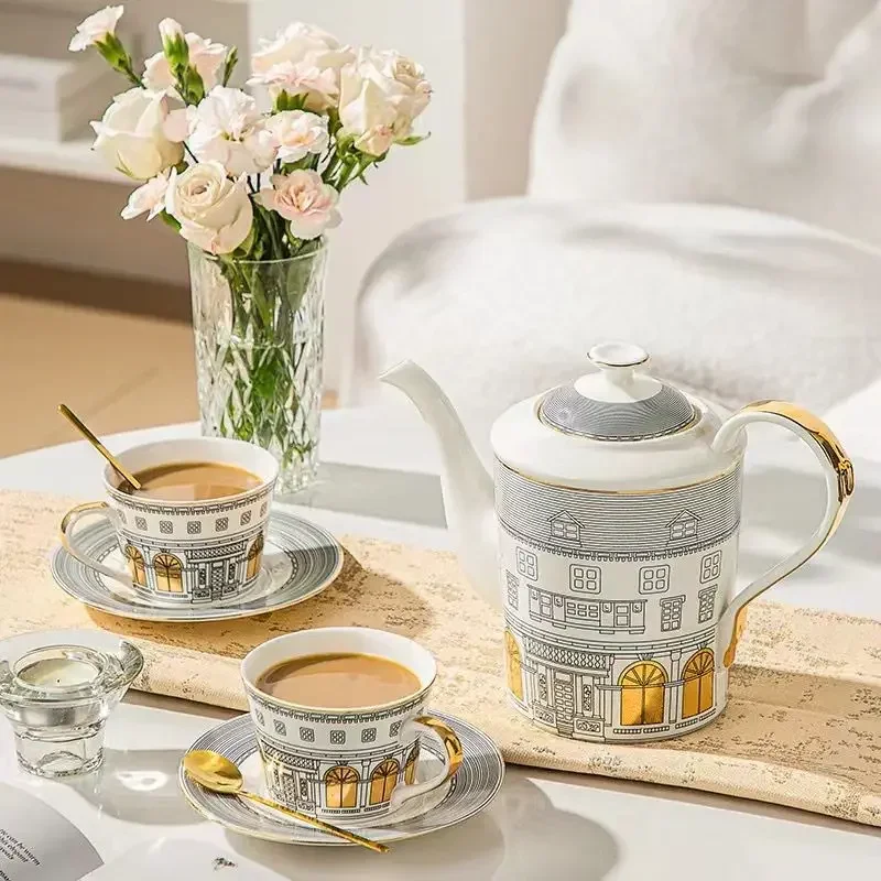 European Swan Castle Coffee Cup and Plate Set with Gold Plated Handle, Roman Architecture Teapot, Afternoon Tea Set
European Swan Castle Coffee Cup and Plate Set with Gold Plated Handle, Roman Architecture Teapot, Afternoon Tea Set