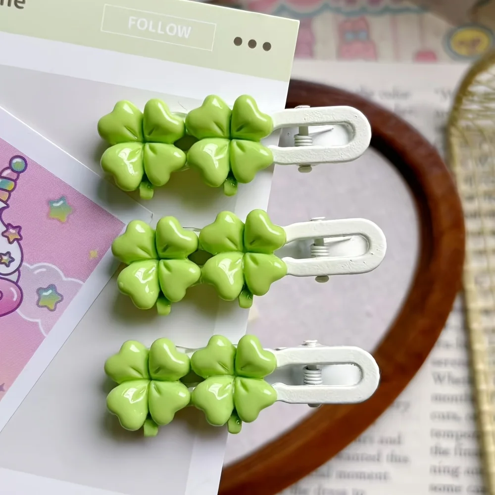 4pcs Spring/Summer Fresh Resin Four-Leaf Clover Hair Clip Set, Ins-Style Sweet Leaf Seamless Clips, Simple Green Bangs
4pcs Spring/Summer Fresh Resin Four-Leaf Clover Hair Clip Set, Ins-Style Sweet Leaf Seamless Clips, Simple Green Bangs