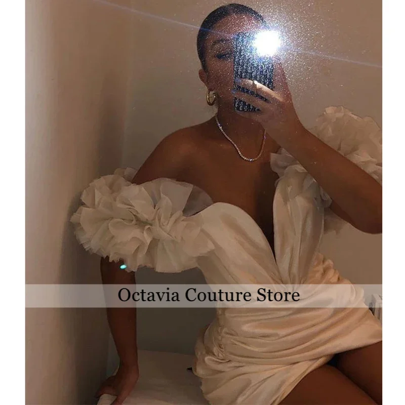 V-Neck Sexy Mini Cocktail Dresses Sheath Off The Shoulder Sleeveless Pleat Party Dress Summer New Vestidos De Customized
V-Neck Sexy Mini Cocktail Dresses Sheath Off The Shoulder Sleeveless Pleat Party Dress Summer New Vestidos De Customized