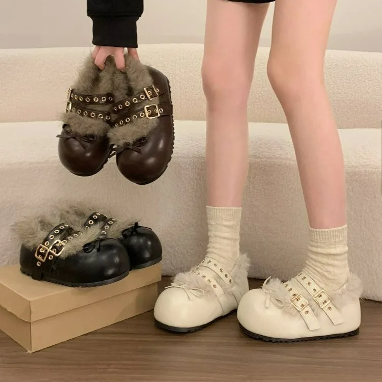 White French-style fleece-lined thickened platform cotton shoes for women, winter 2026 new outdoor warm Mary Jane fur shoes
White French-style fleece-lined thickened platform cotton shoes for women, winter 2026 new outdoor warm Mary Jane fur shoes