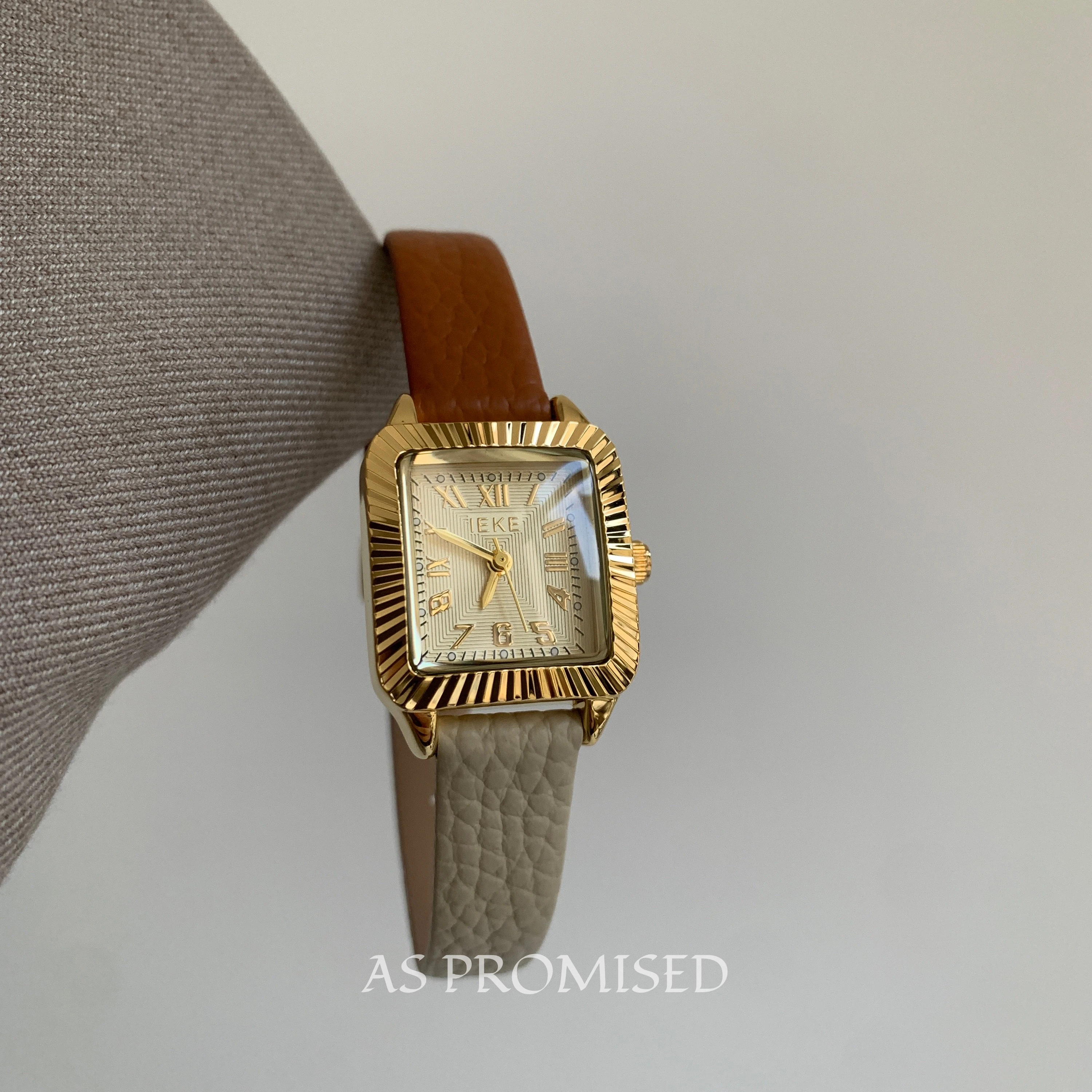 Elegant Women'S Watch A High-End Selection Of SquareShaped Color-Blocked Quartz Watches With A Sophisticated And Stylish Design.
Elegant Women'S Watch A High-End Selection Of SquareShaped Color-Blocked Quartz Watches With A Sophisticated And Stylish Design.