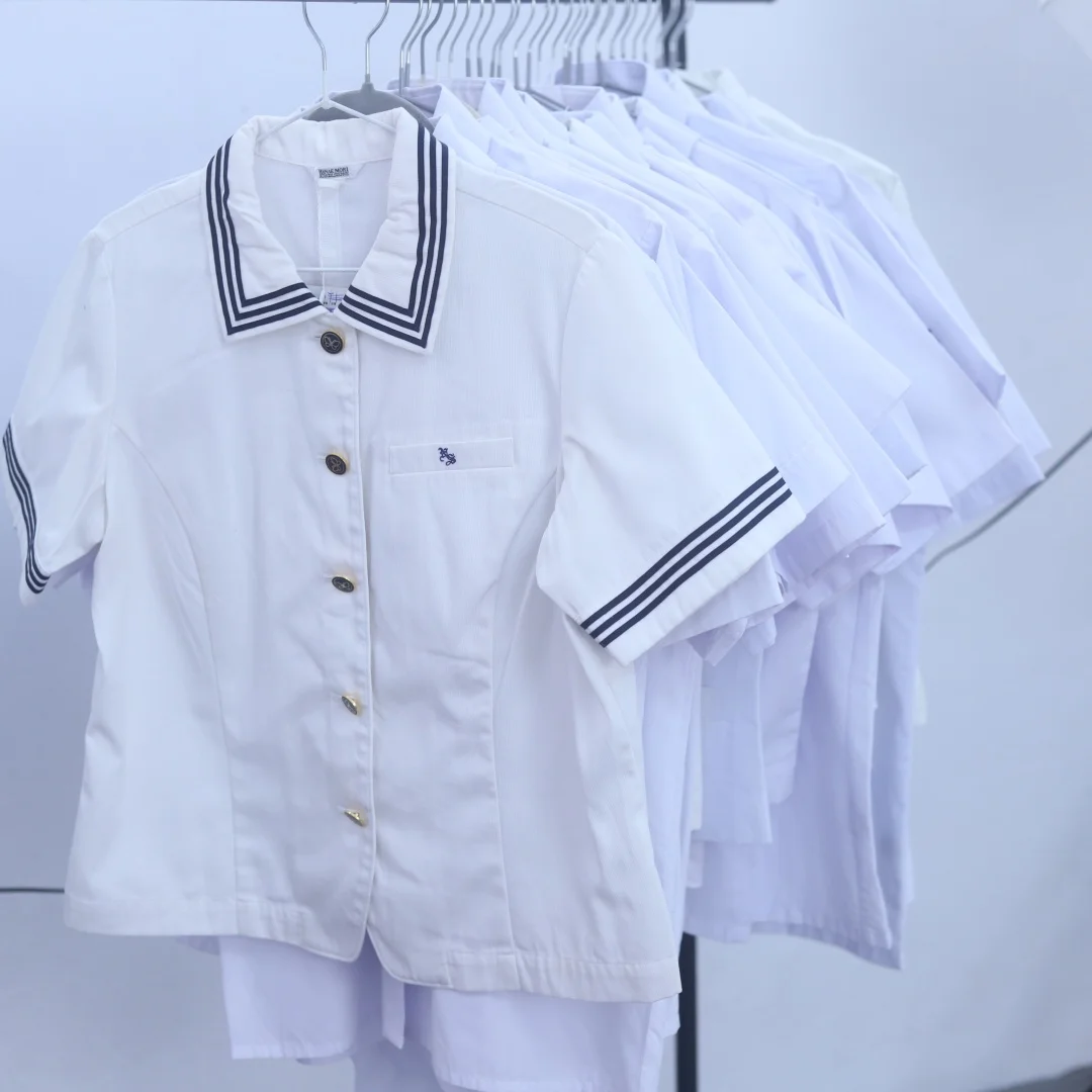 Japanese Style Short Sleeve Shirt with Collar And Embroidery School Uniform Jk Uniform round Collar Short Sleeve Shirt for Women
Japanese Style Short Sleeve Shirt with Collar And Embroidery School Uniform Jk Uniform round Collar Short Sleeve Shirt for Women