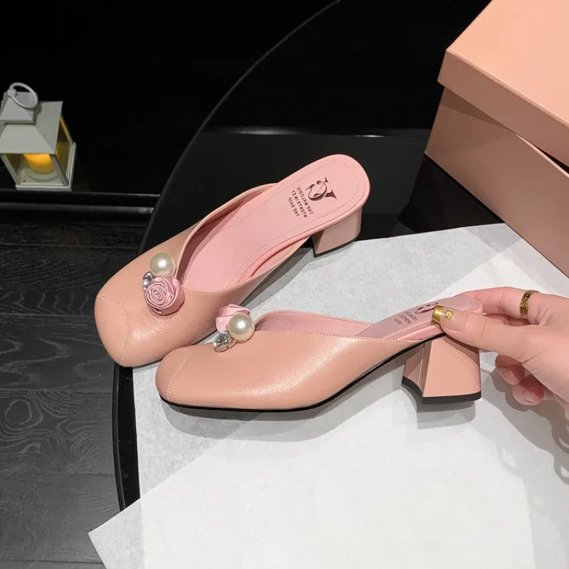 Beautiful Flower Rhinestone Square-toed Half Slippers with Sandals and Slippers Outside 2026 Summer New
Beautiful Flower Rhinestone Square-toed Half Slippers with Sandals and Slippers Outside 2026 Summer New