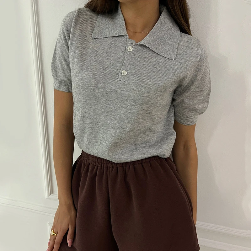 Typhaland Polo Neck Knitted T Shirt for Women Casual Short Sleeve Top 2026 Summer Fashion Loose Sweater T Shirt Female Commute
Typhaland Polo Neck Knitted T Shirt for Women Casual Short Sleeve Top 2026 Summer Fashion Loose Sweater T Shirt Female Commute