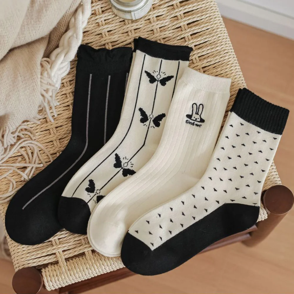2 Pair Cute Animal Embroidery Cashmere Socks Women Winter Thick Warm Wool Socks Set Casual Print Street Style Socks Fashion Long
2 Pair Cute Animal Embroidery Cashmere Socks Women Winter Thick Warm Wool Socks Set Casual Print Street Style Socks Fashion Long