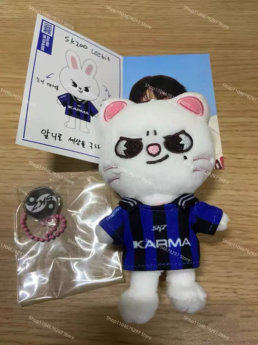Stray Kids Plush Keychain KARMA Blue Shirt SKZOO Official Idol Same Style Keychain SKZ Plush Animal Children's Toy Fan Gift
Stray Kids Plush Keychain KARMA Blue Shirt SKZOO Official Idol Same Style Keychain SKZ Plush Animal Children's Toy Fan Gift