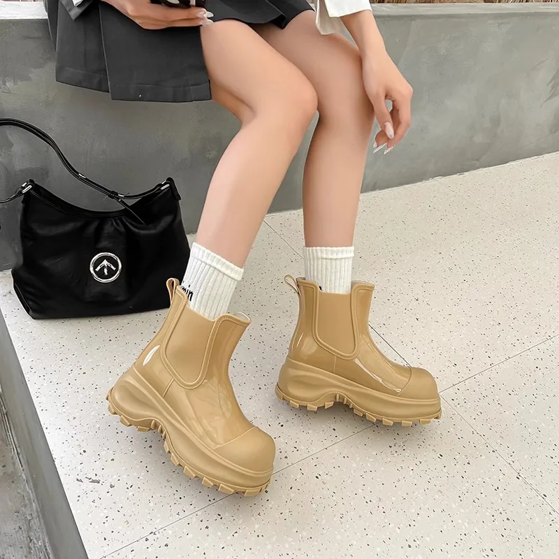 Fashionable Thick-Heeled Short Rain Boots Women's Workwear Anti-Slip Adult PVC Shoes Comfortable All-Season EVA Inner
Fashionable Thick-Heeled Short Rain Boots Women's Workwear Anti-Slip Adult PVC Shoes Comfortable All-Season EVA Inner