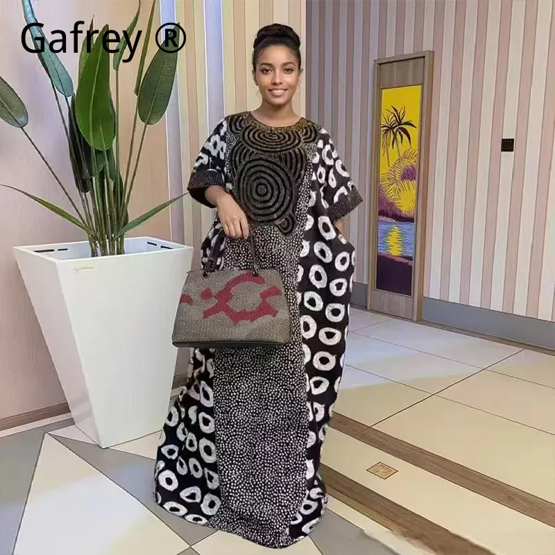 Women Muslim Patchwork African Print Dress Loose Sequin Abaya Maxi Gown Round Neck Islamic Clothing Eid Wedding Party Wear New
Women Muslim Patchwork African Print Dress Loose Sequin Abaya Maxi Gown Round Neck Islamic Clothing Eid Wedding Party Wear New